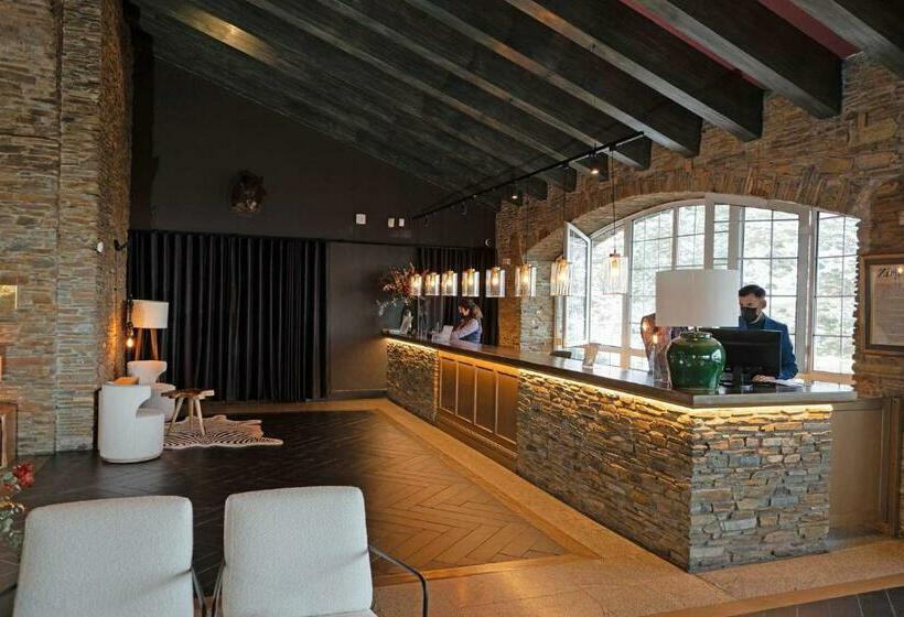 호텔 The Mountains