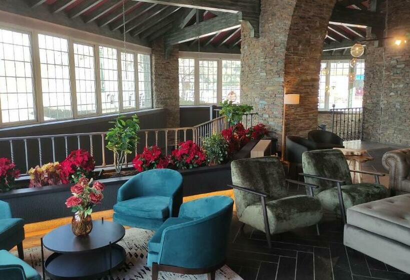 호텔 The Mountains