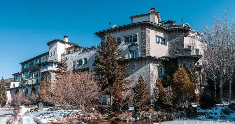 فندق The Mountains