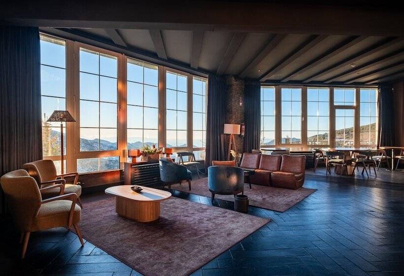 호텔 The Mountains