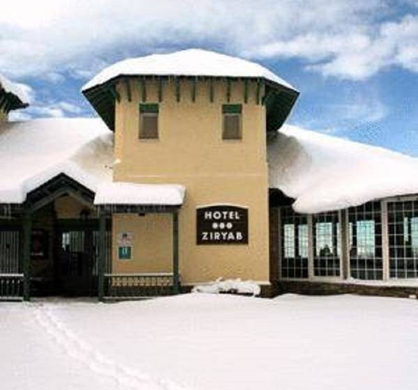 호텔 The Mountains