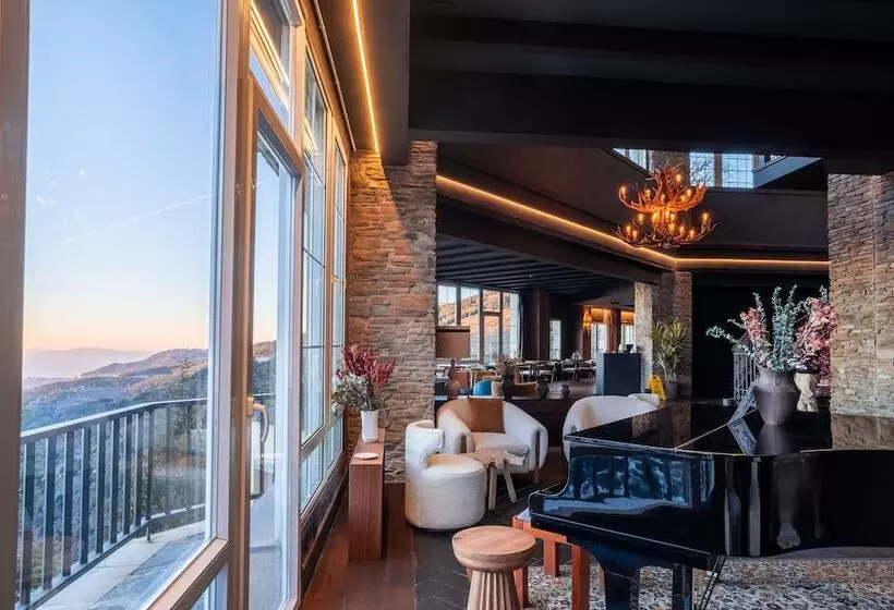 فندق The Mountains