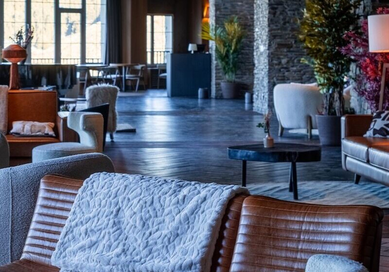 호텔 The Mountains