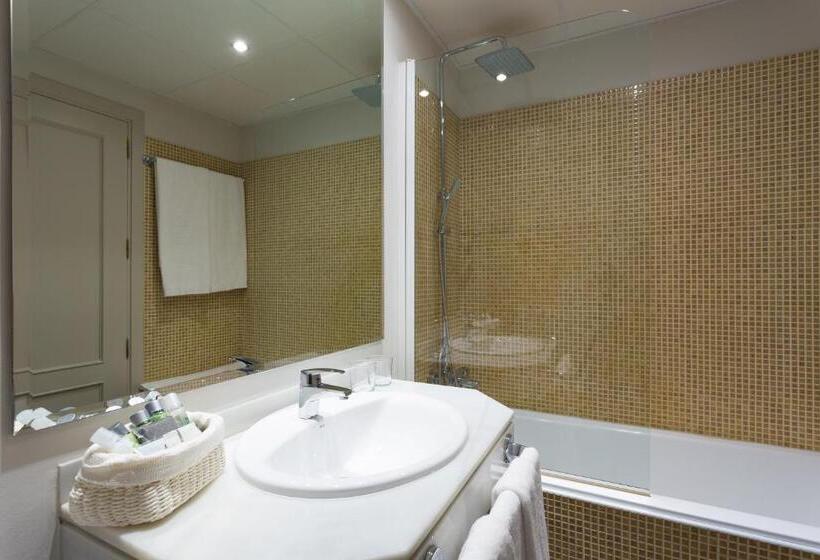 هتل DWO Urban Granada