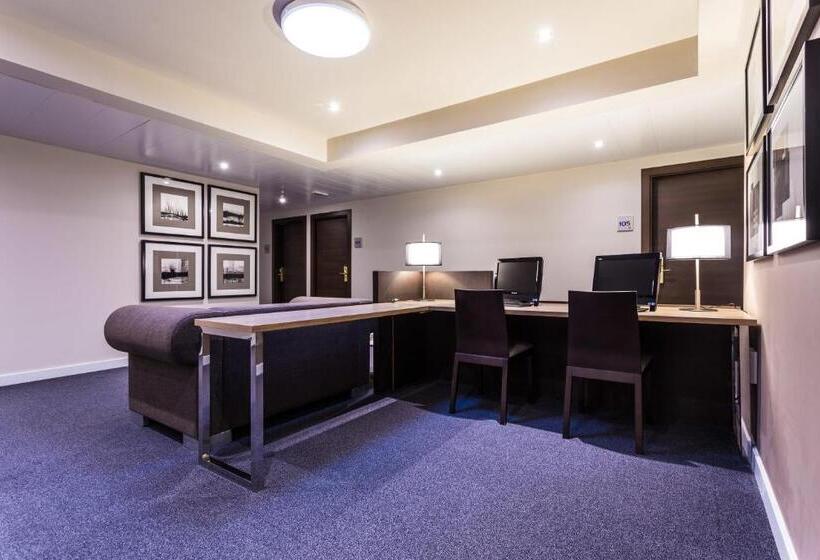 هتل DWO Urban Granada