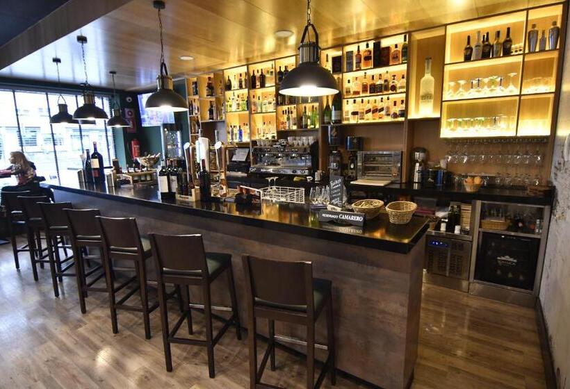 هتل DWO Urban Granada