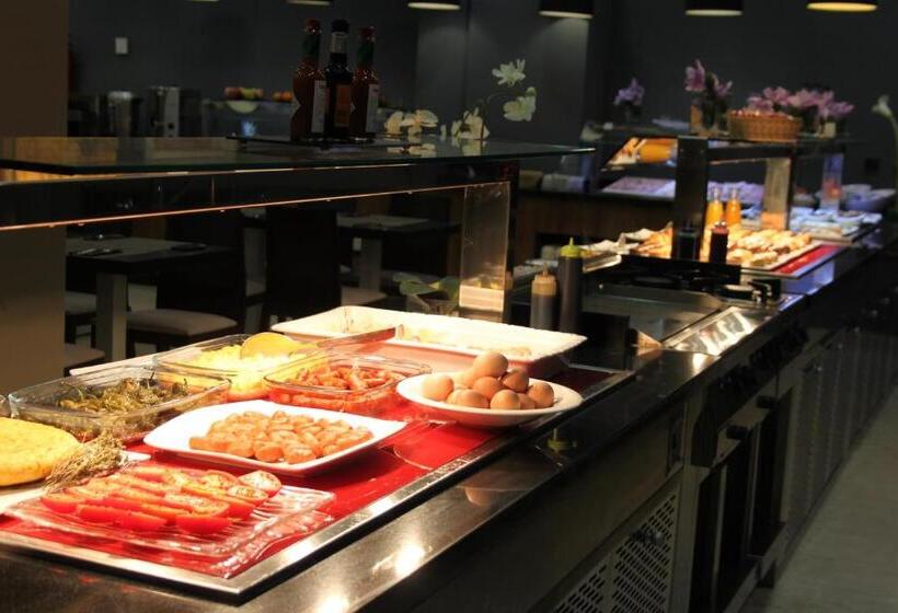 هتل DWO Urban Granada