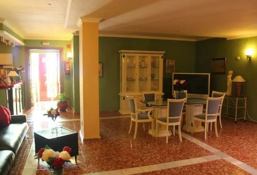 Отель Vazquez Diaz