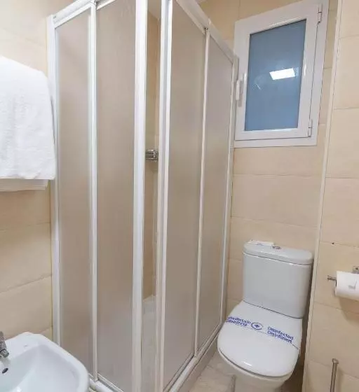 ホテル Alda Centro Pamplona