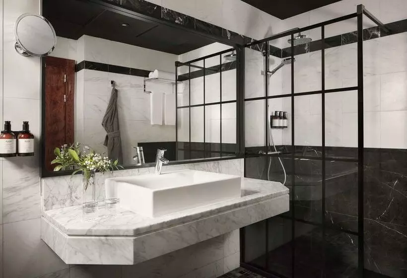 Avani Alonso Martinez Madrid Hotel  Previously Nh Alonso Martinez