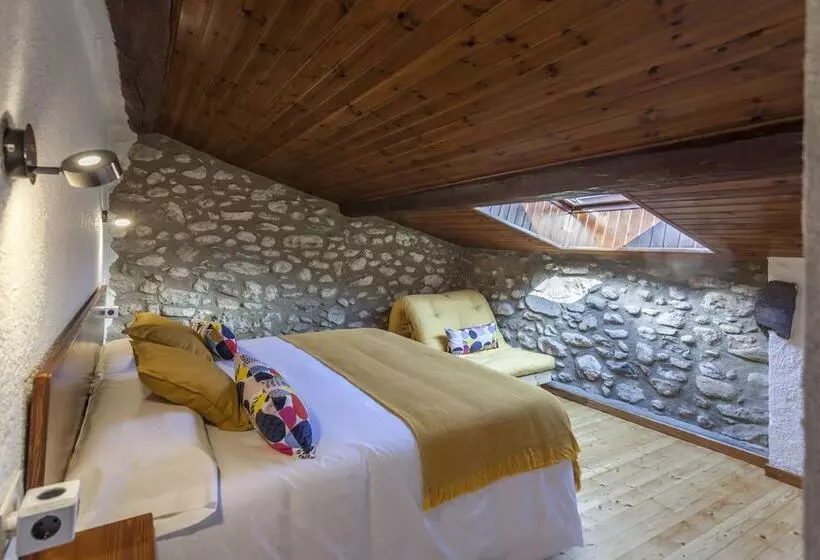 Hotel Cal Rei De Talló