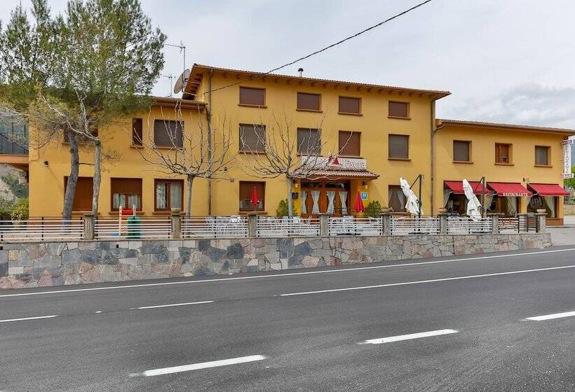 Отель Del Esera