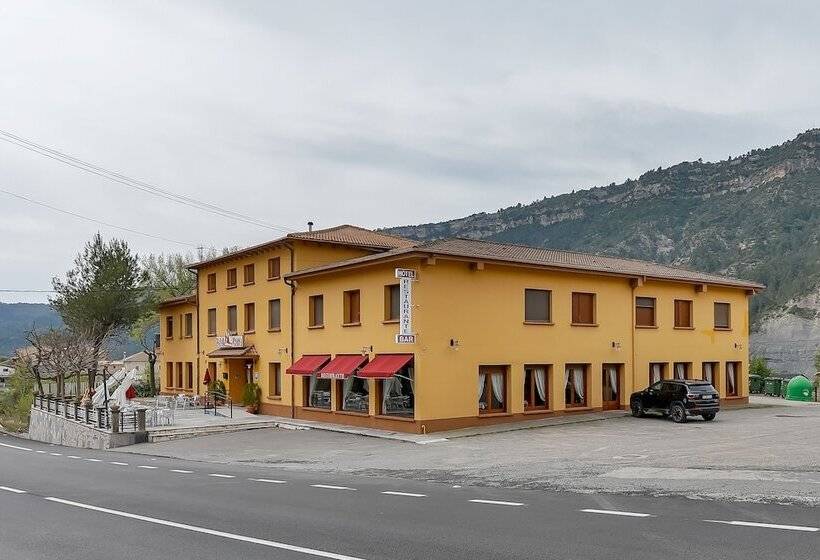 Отель Del Esera