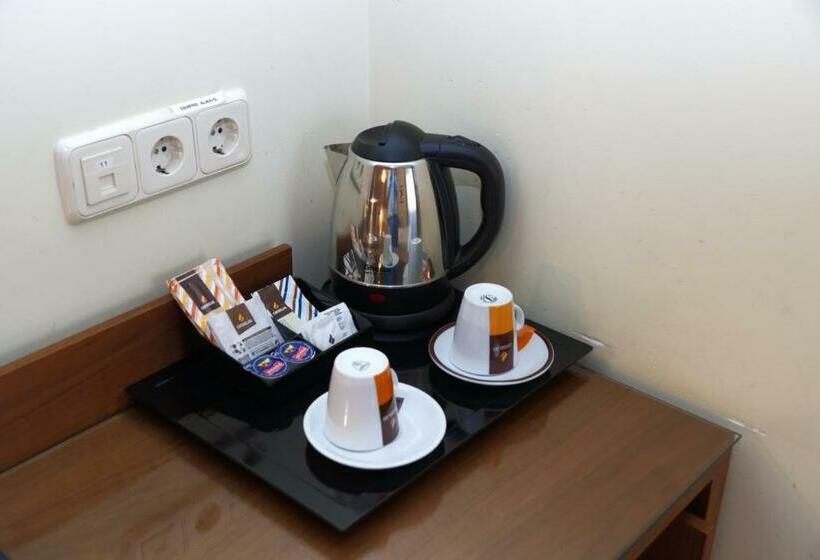 Hospedium Hotel Los Condes