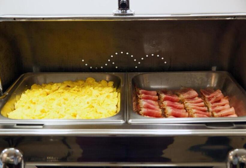 Hospedium Hotel Los Condes