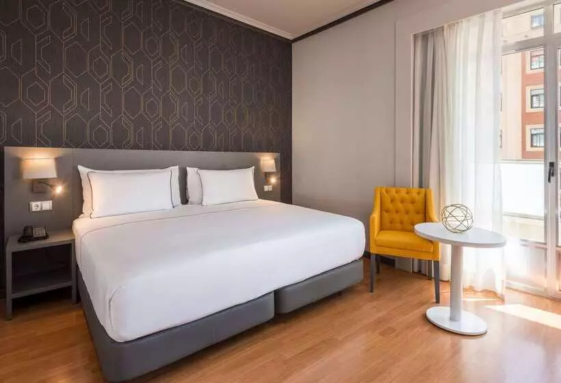 هتل Madrid Plaza De España, Affiliated By Meliá