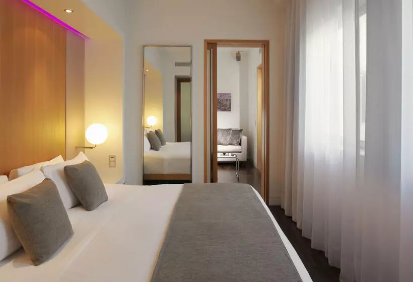 هتل Me Madrid Reina Victoria By Meliá