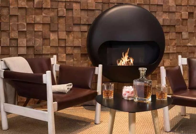 هتل Me Madrid Reina Victoria By Meliá