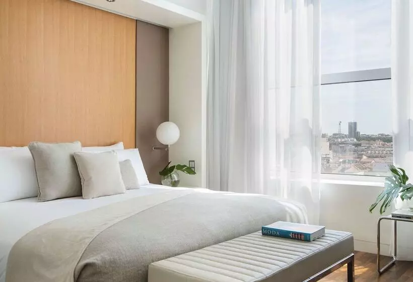 هتل Me Madrid Reina Victoria By Meliá