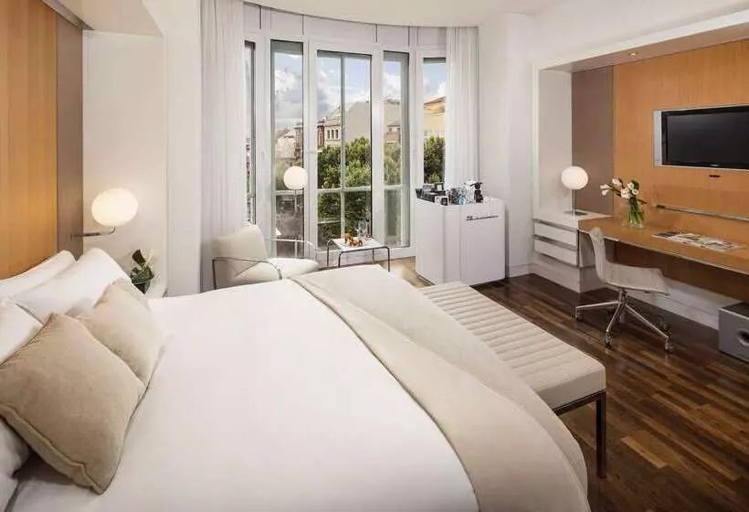 هتل Me Madrid Reina Victoria By Meliá