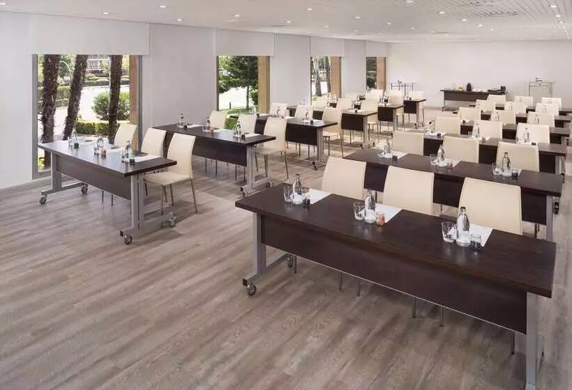 酒店 Melia Barajas