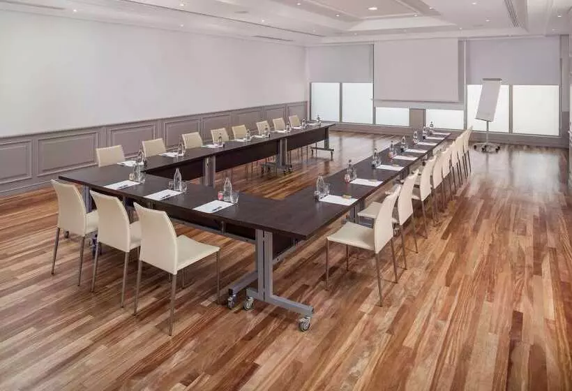 酒店 Melia Barajas