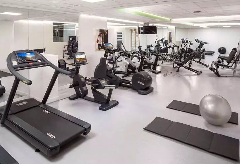 酒店 Melia Barajas