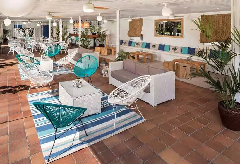 酒店 Melia Barajas