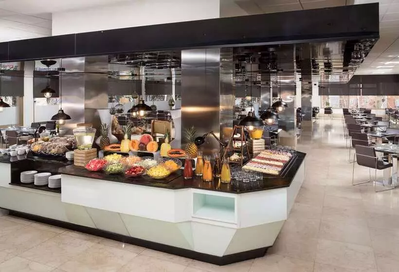 酒店 Melia Barajas