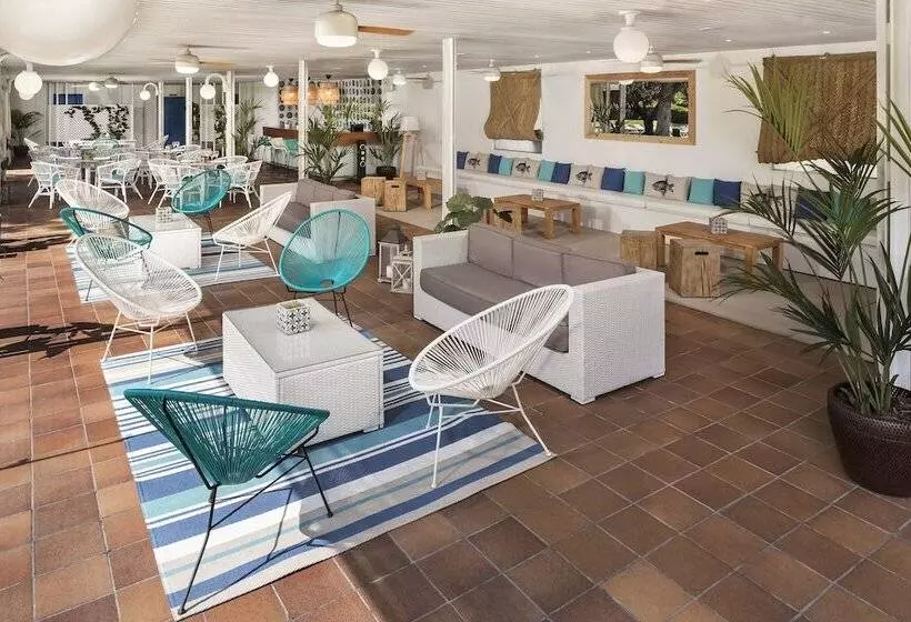 酒店 Melia Barajas