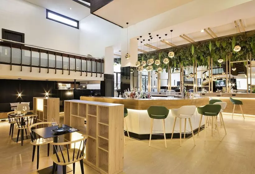 酒店 Melia Barajas