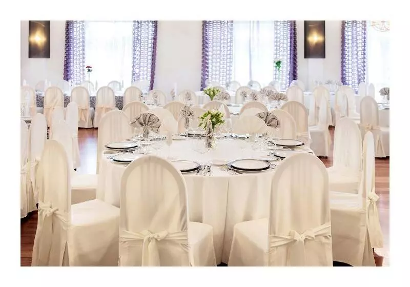 Hotel O Val Do Naseiro