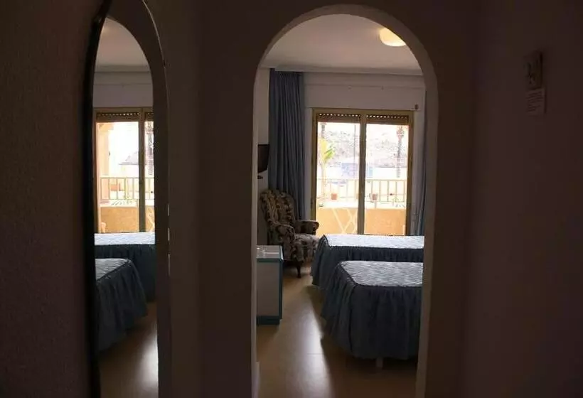 Отель Playa Grande