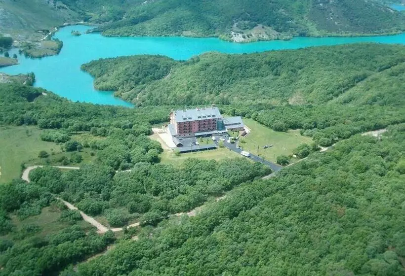 Parador De Cervera De Pisuerga