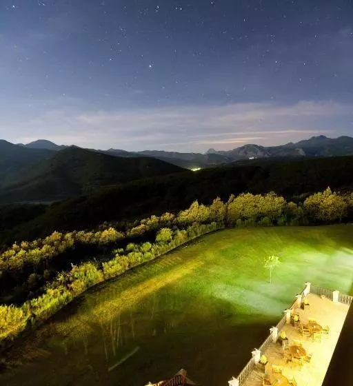 Parador De Cervera De Pisuerga