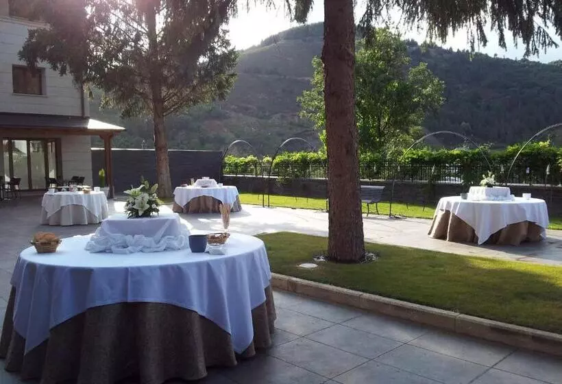 Parador De Villafranca Del Bierzo