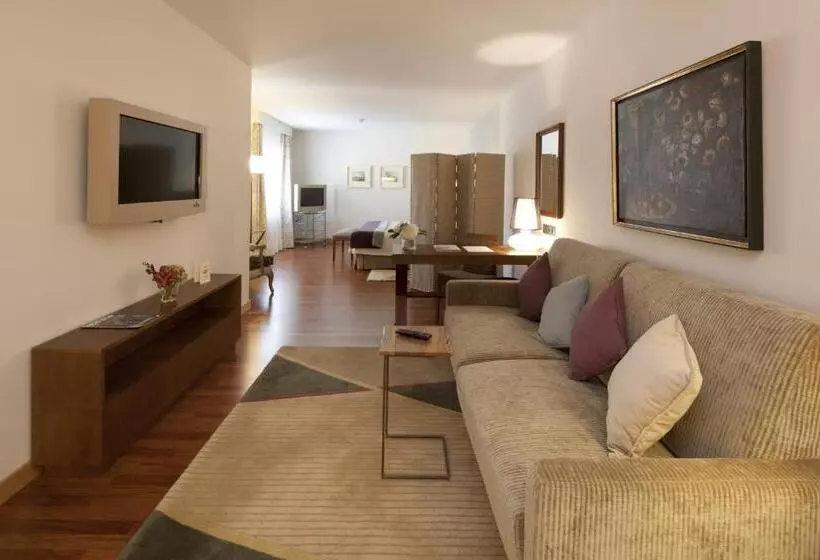 Parador De Villafranca Del Bierzo