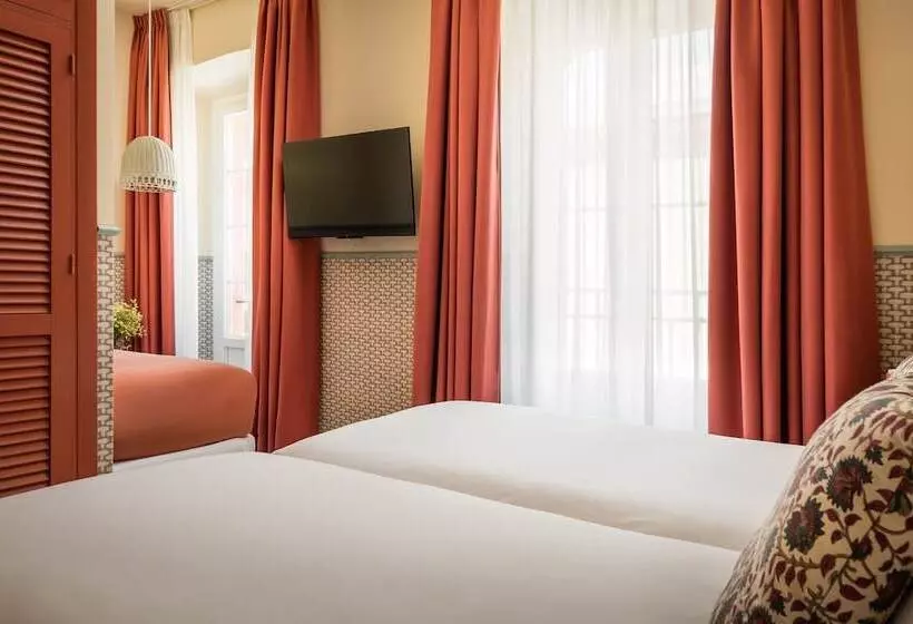 هتل Bypillow Abril