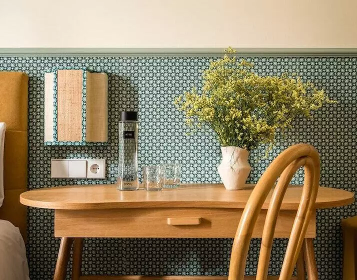 هتل Bypillow Abril