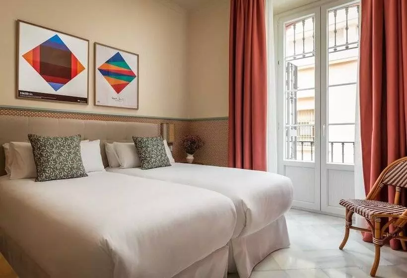 هتل Bypillow Abril