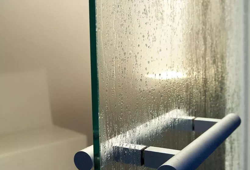 هتل ALEGRIA Plaza Paris SUP