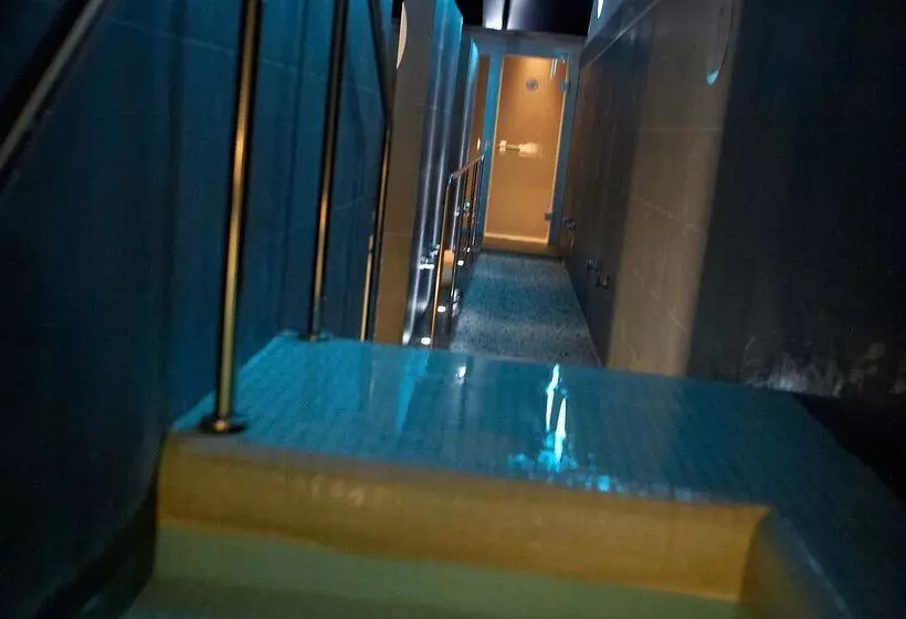 هتل ALEGRIA Plaza Paris SUP