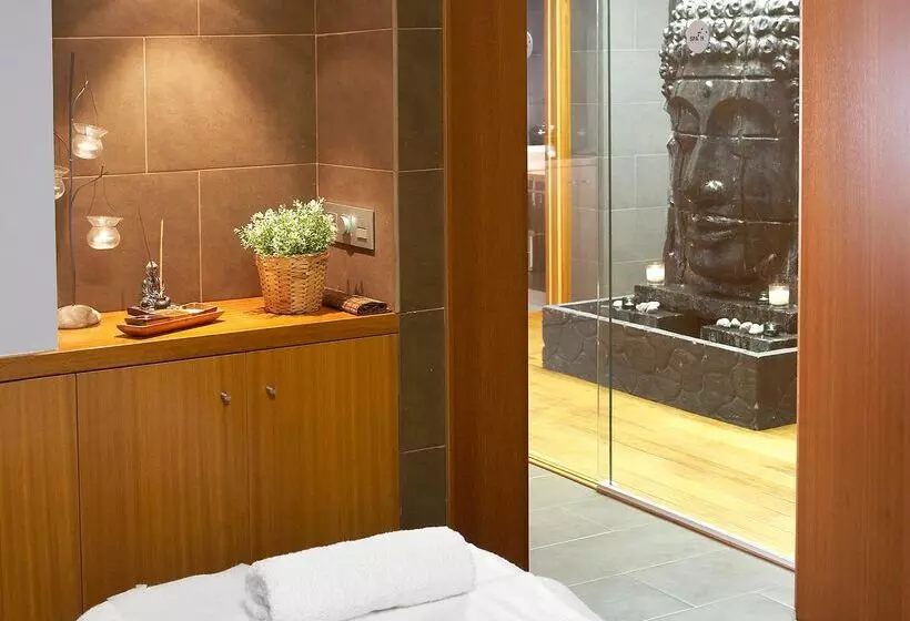 هتل ALEGRIA Plaza Paris SUP