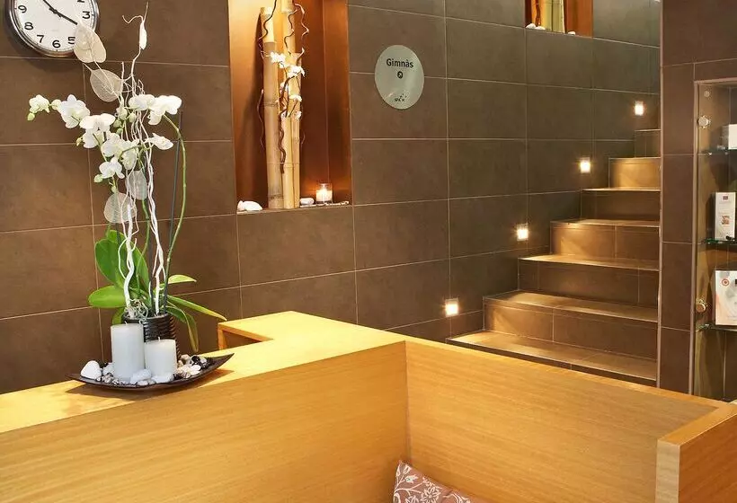 هتل ALEGRIA Plaza Paris SUP