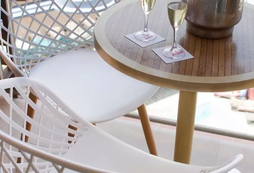 هتل ALEGRIA Plaza Paris SUP