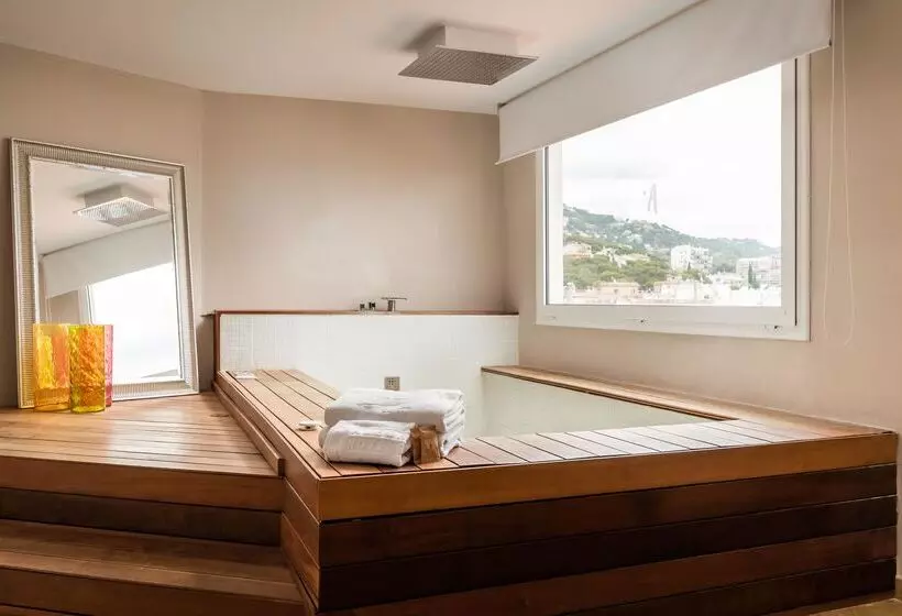 هتل ALEGRIA Plaza Paris SUP