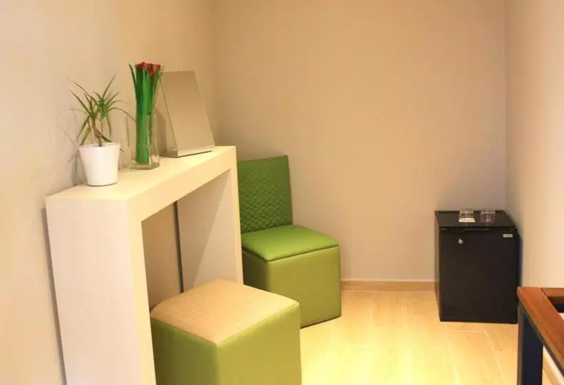 هتل ALEGRIA Plaza Paris SUP