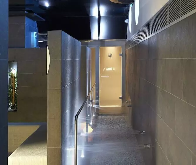 هتل ALEGRIA Plaza Paris SUP