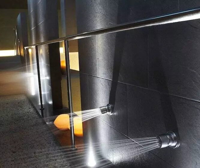 هتل ALEGRIA Plaza Paris SUP