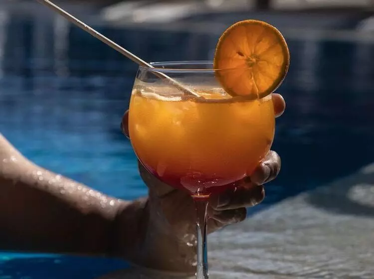 בית מלון כפרי Castillo De Monda